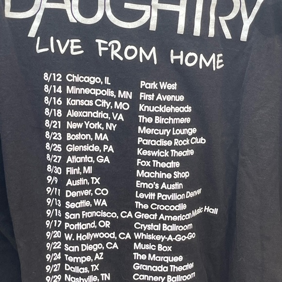 Daughtry rock band men’s XL band T-shirt unique design - Picture 5 of 5